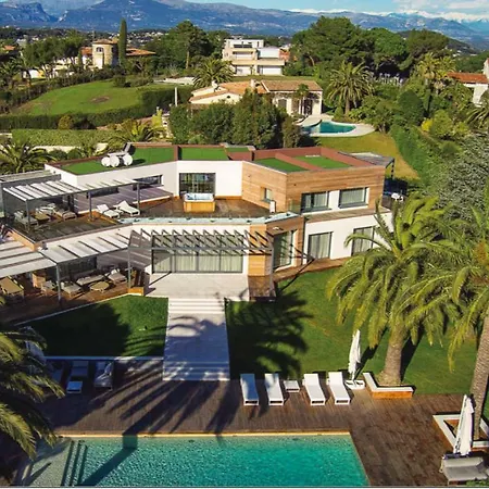 Villa Hauteur De Cannes 700 M2 Luxueuse Et Raffinee *